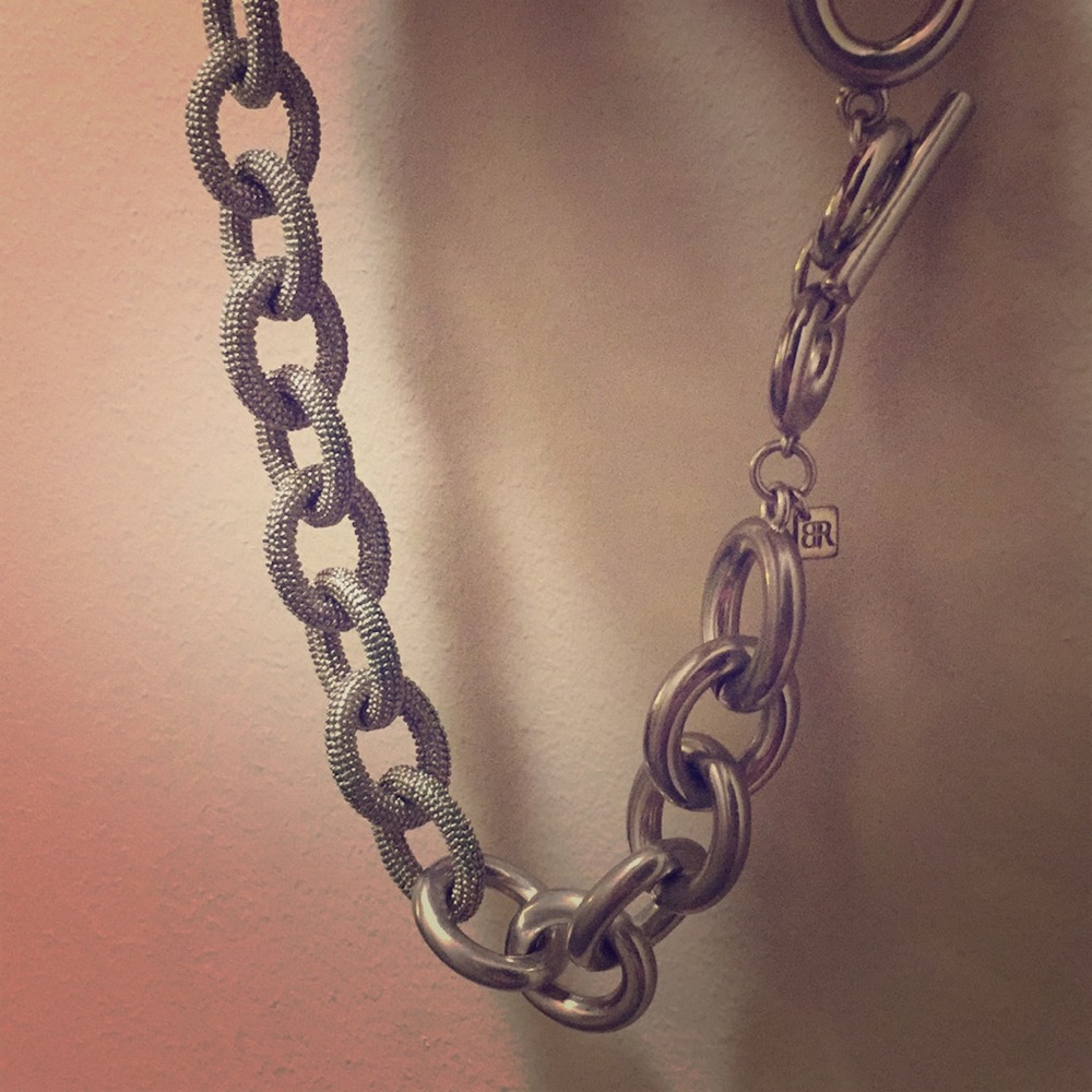 Chain-link necklace